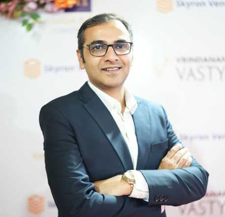 Mr. Paresh Raghwani, Head of Sales at MNT Construction Pune